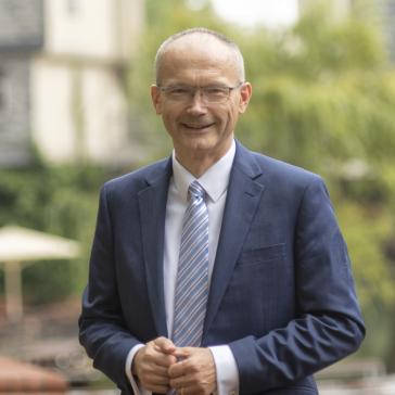 Dr. Helmut Martin Miniaturbild