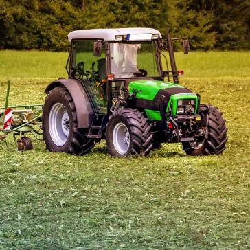 Traktor Miniaturbild